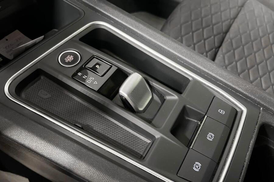 SEAT Leon Sportstourer vaihtoauto