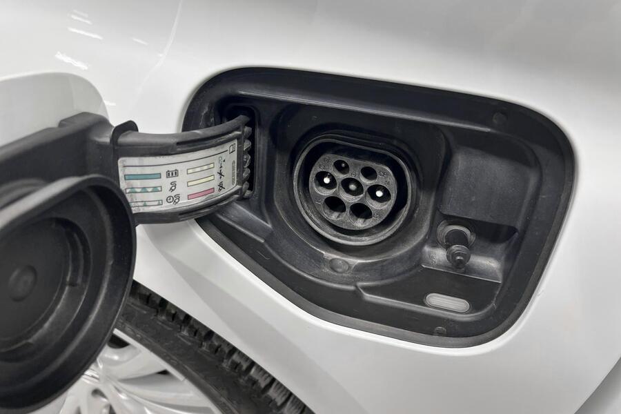 SEAT Leon Sportstourer vaihtoauto