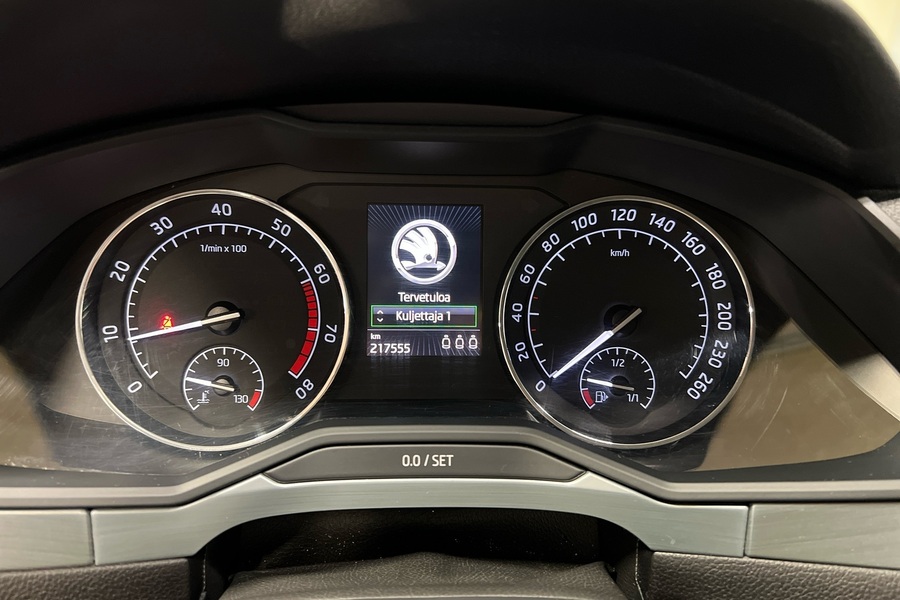 Skoda Superb vaihtoauto