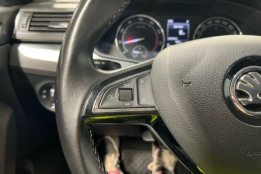 Skoda Superb vaihtoauto