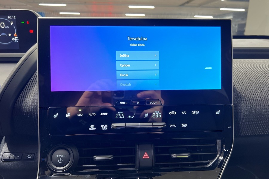 Toyota bZ4X vaihtoauto