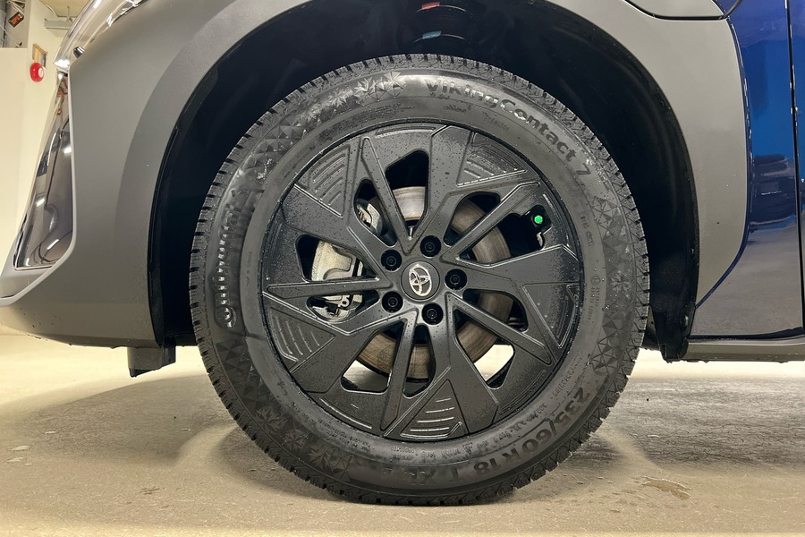 Toyota bZ4X vaihtoauto