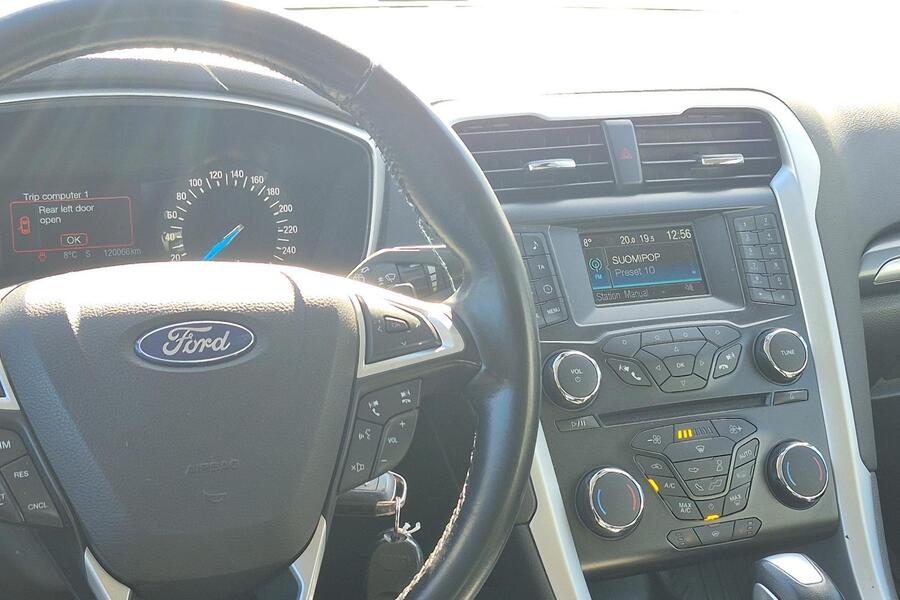 Ford Mondeo vaihtoauto