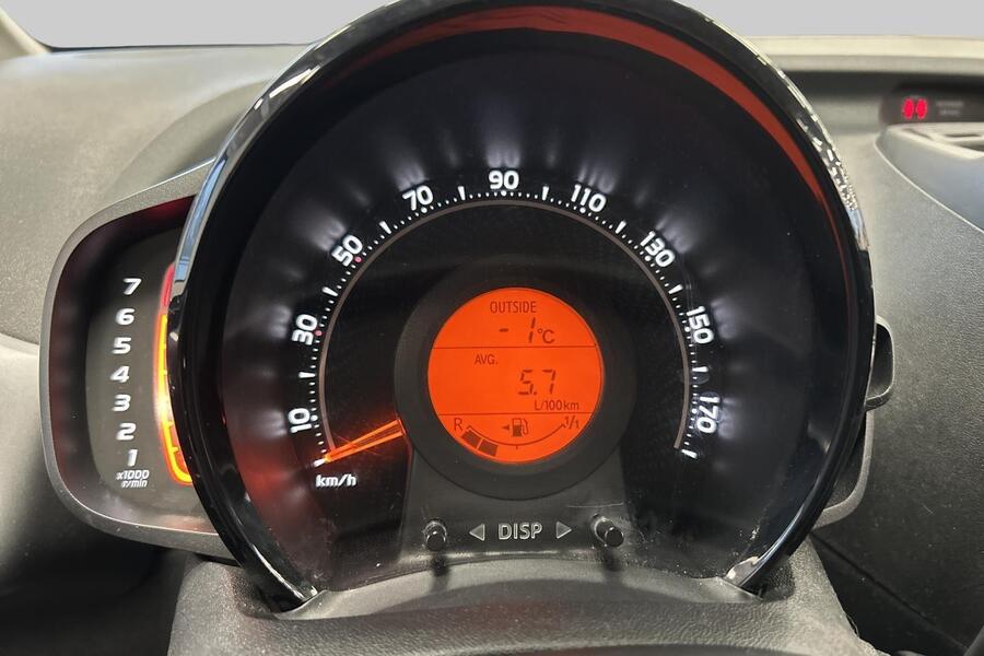 Toyota AYGO vaihtoauto