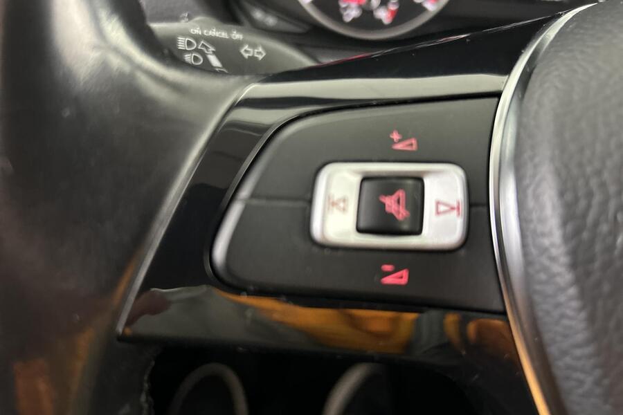 Volkswagen Amarok vaihtoauto