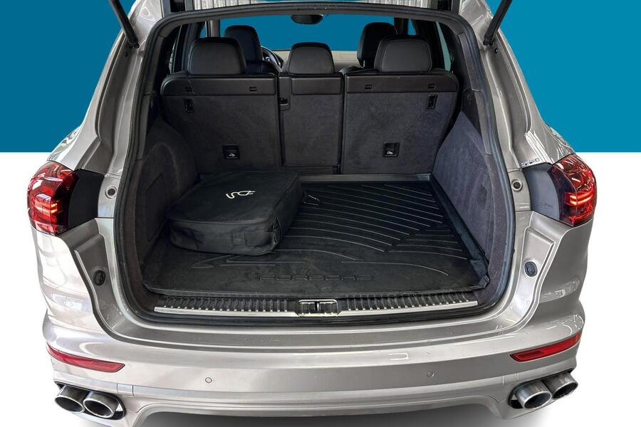 Porsche Cayenne vaihtoauto