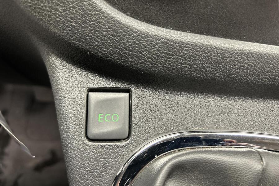 Nissan NV300 vaihtoauto