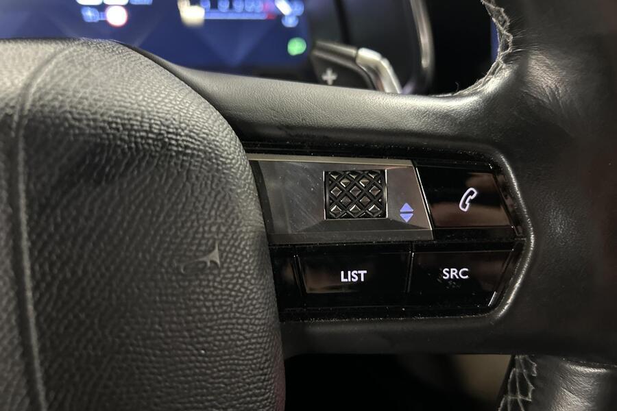 DS 7 Crossback vaihtoauto