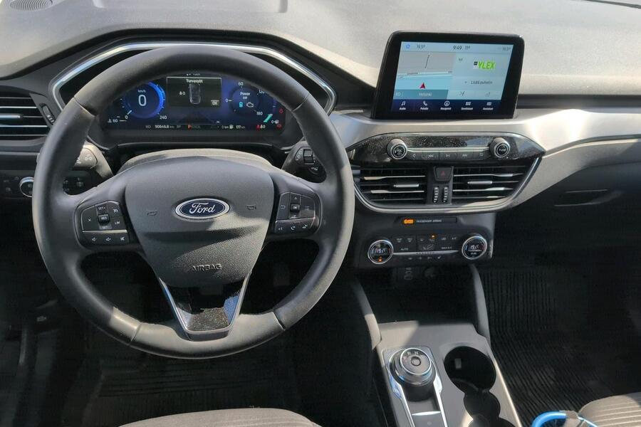 Ford Kuga vaihtoauto