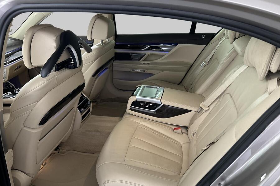 BMW 7-sarja vaihtoauto