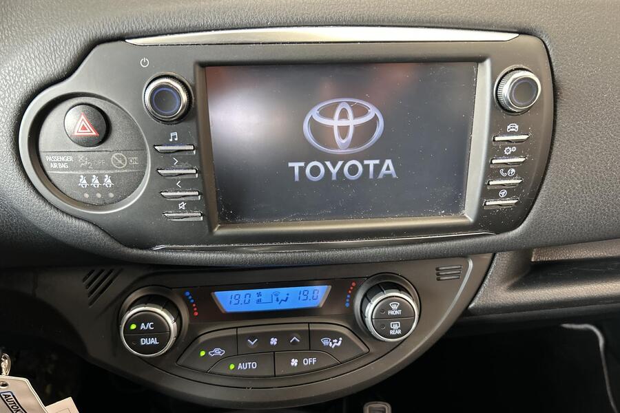 Toyota Yaris vaihtoauto