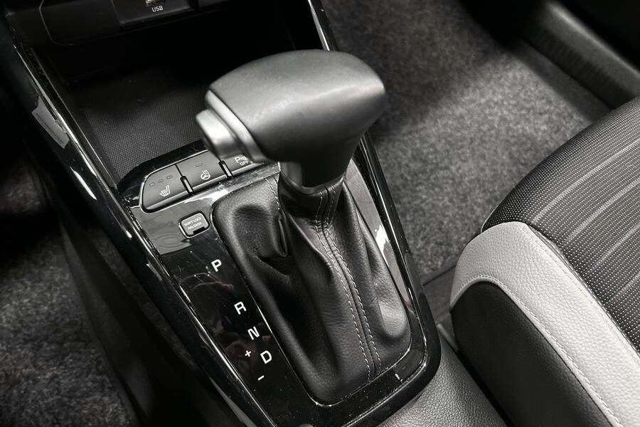 Kia Stonic vaihtoauto