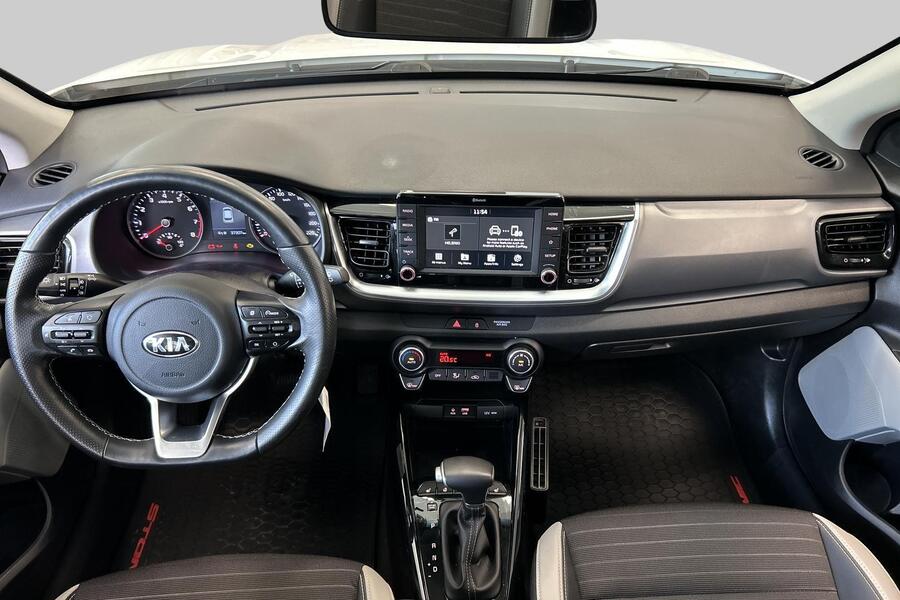 Kia Stonic vaihtoauto