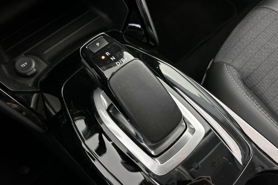 Peugeot e-2008 vaihtoauto