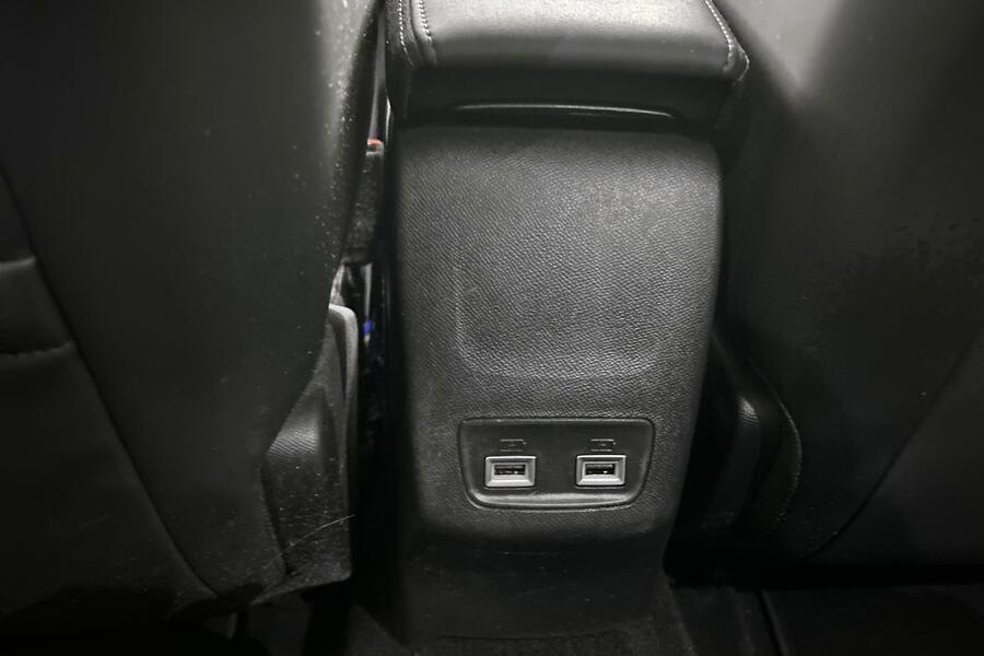 Peugeot e-2008 vaihtoauto