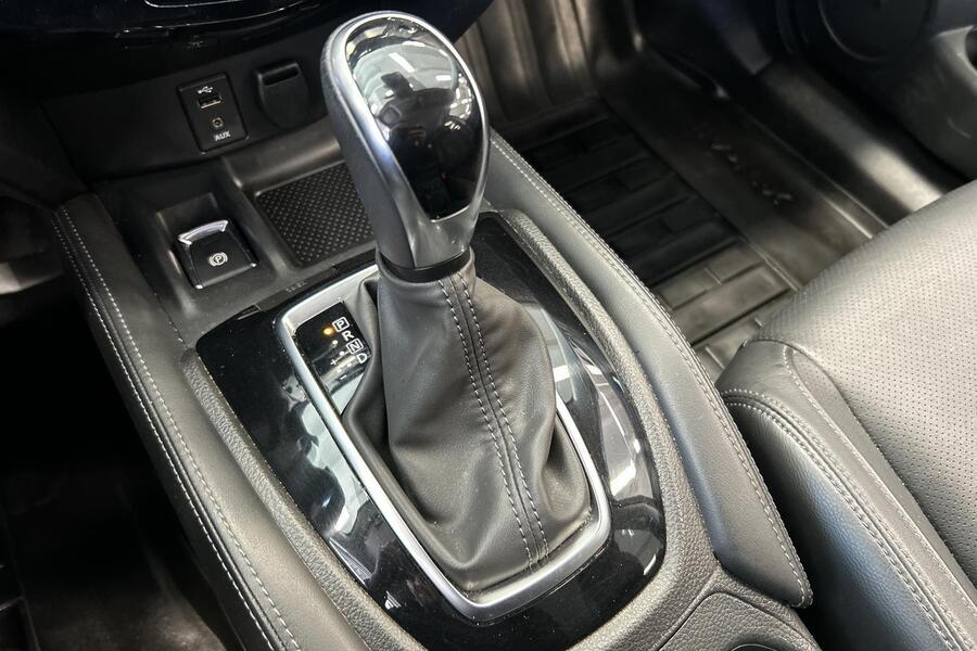 Nissan X-Trail vaihtoauto