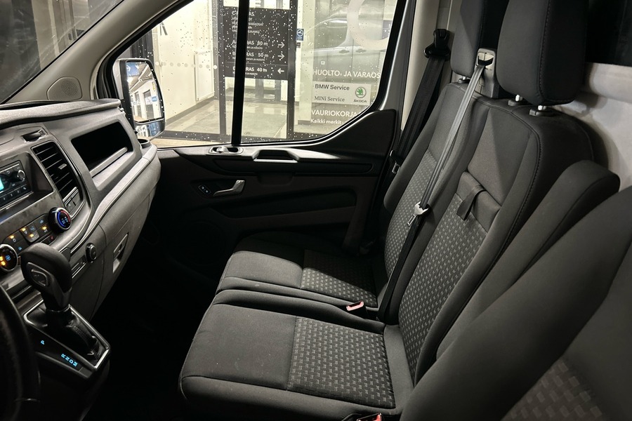 Ford Transit Custom vaihtoauto