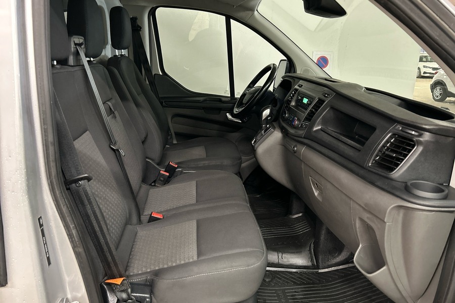 Ford Transit Custom vaihtoauto