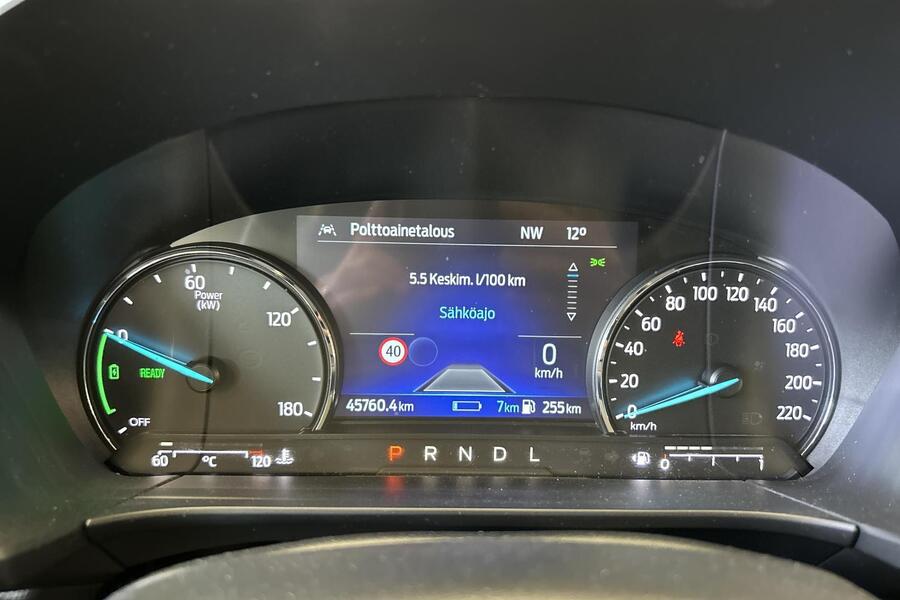 Ford Kuga vaihtoauto