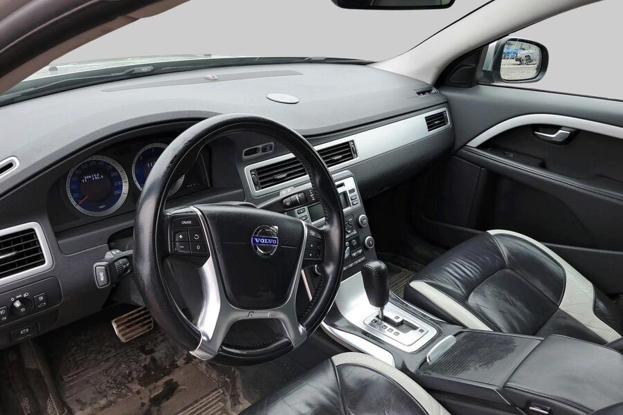 Volvo V70 vaihtoauto