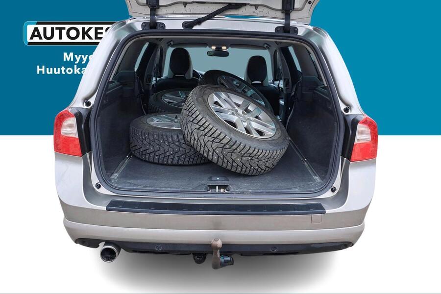 Volvo V70 vaihtoauto