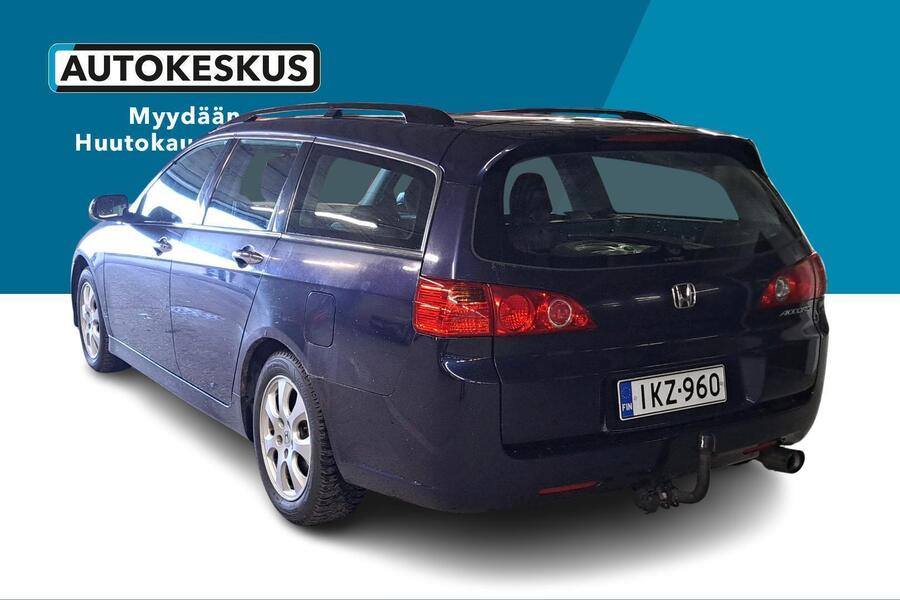 Honda Accord vaihtoauto