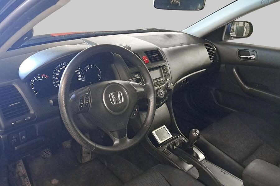 Honda Accord vaihtoauto
