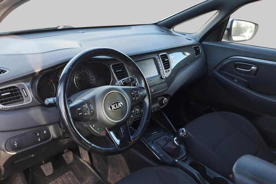 Kia Carens vaihtoauto