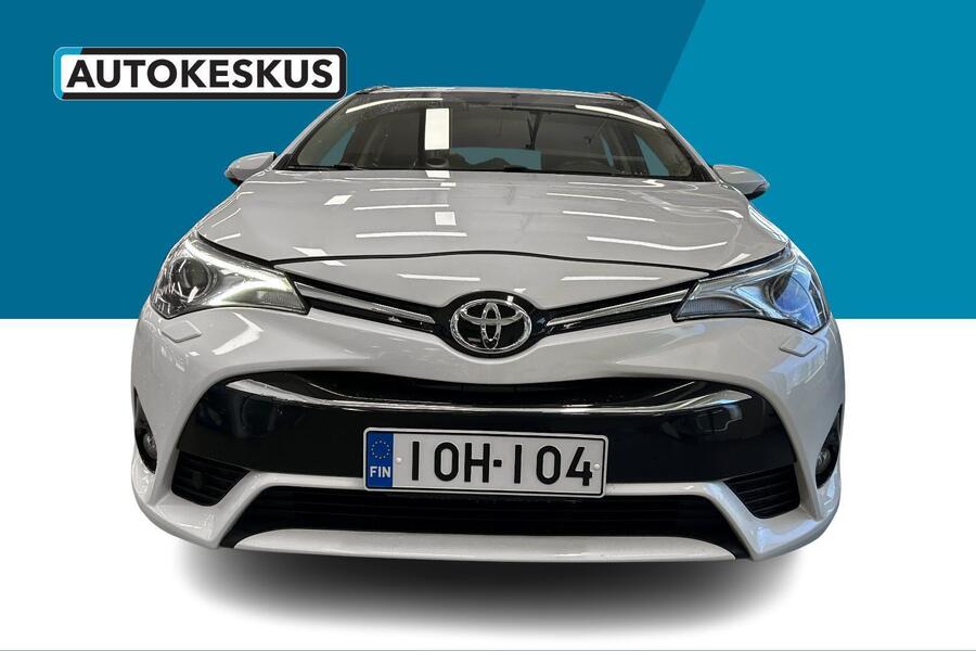 Toyota Avensis vaihtoauto