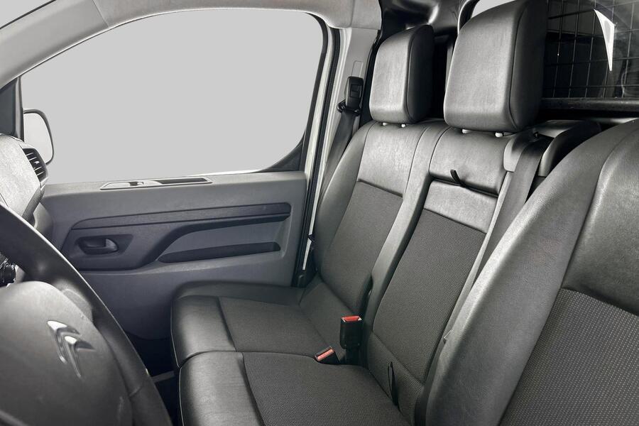 Citroën Jumpy vaihtoauto