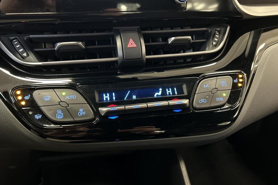 Toyota C-HR vaihtoauto