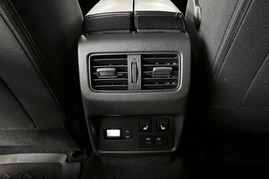 Nissan X-Trail vaihtoauto