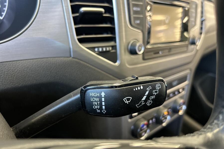 Volkswagen Golf Sportsvan vaihtoauto