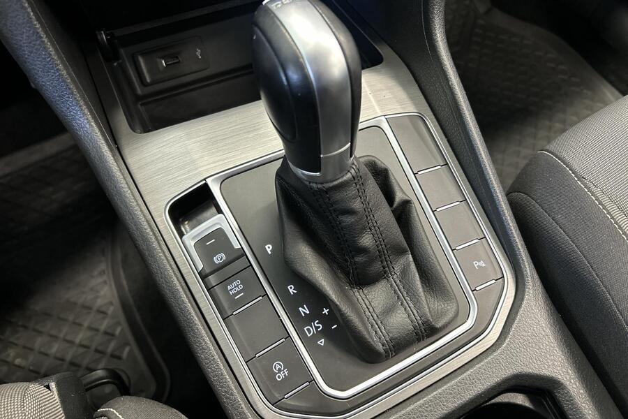 Volkswagen Golf Sportsvan vaihtoauto