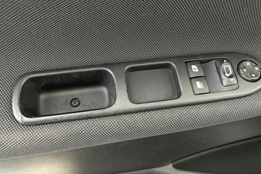 Peugeot 207 vaihtoauto