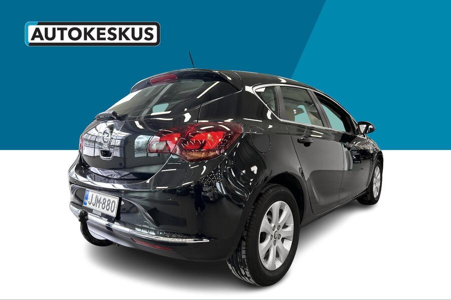 Opel Astra vaihtoauto