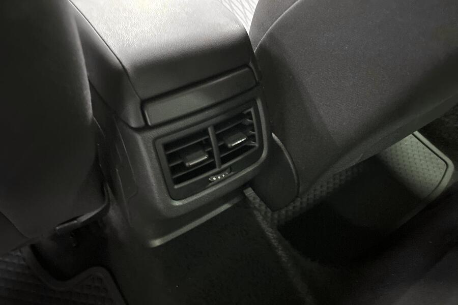 SEAT Leon ST vaihtoauto