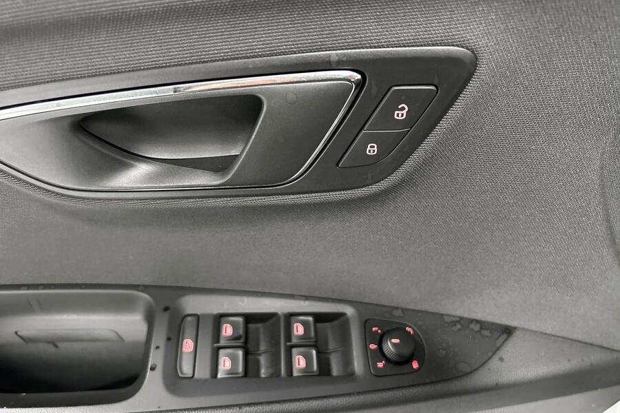 SEAT Leon ST vaihtoauto