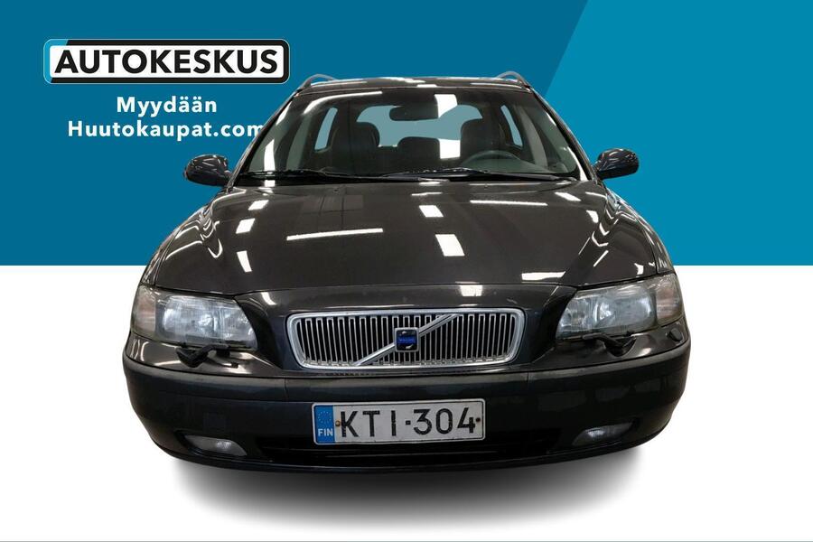 Volvo V70 vaihtoauto