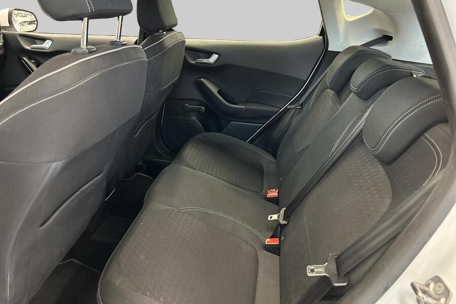 Ford Fiesta vaihtoauto