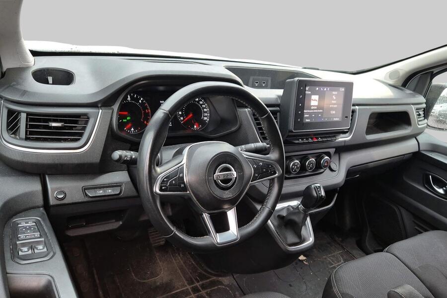 Nissan Primastar vaihtoauto