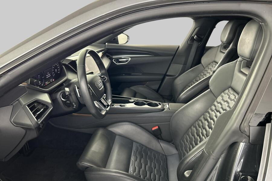 Audi e-tron GT vaihtoauto