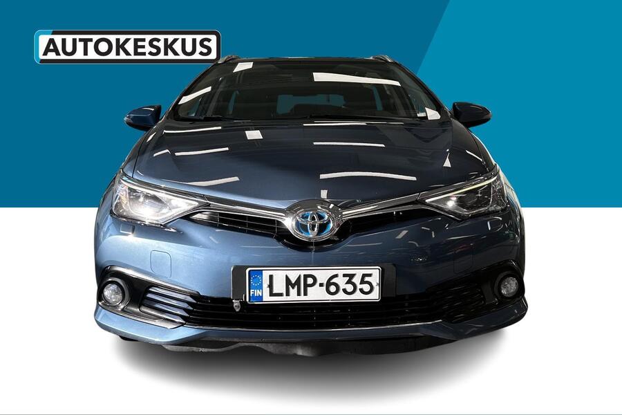 Toyota Auris vaihtoauto