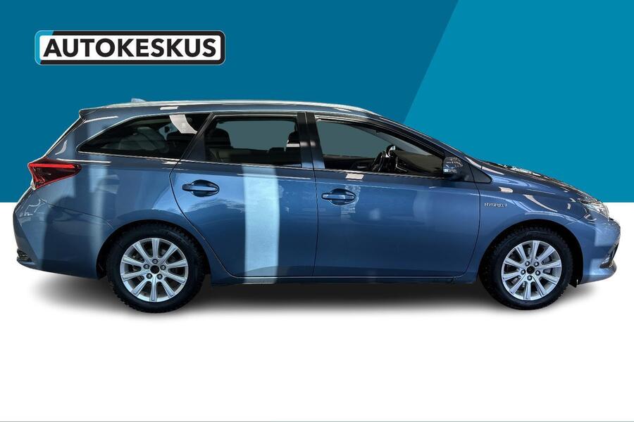 Toyota Auris vaihtoauto
