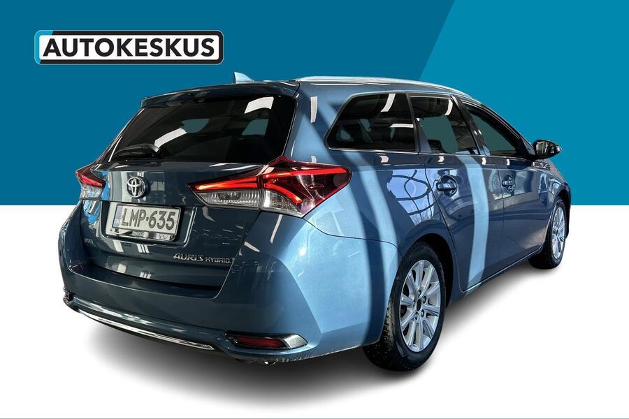 Toyota Auris vaihtoauto