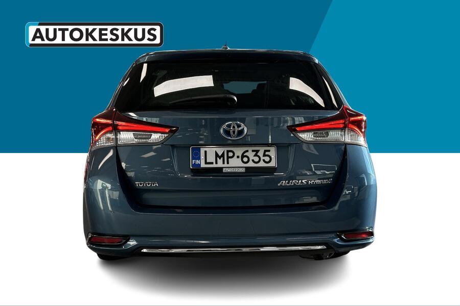 Toyota Auris vaihtoauto