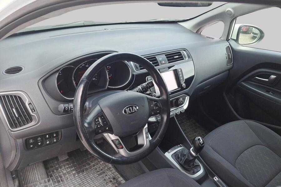 Kia Rio vaihtoauto