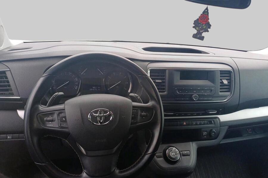 Toyota Proace Verso vaihtoauto