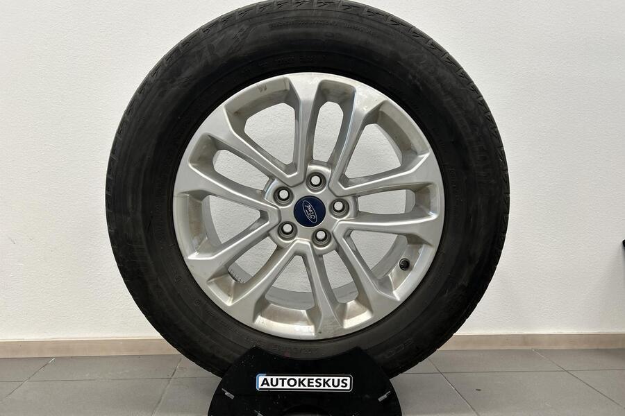 Ford Kuga vaihtoauto