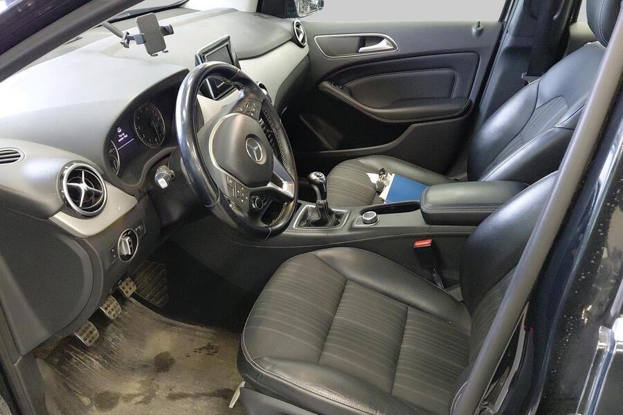 Mercedes-Benz B vaihtoauto